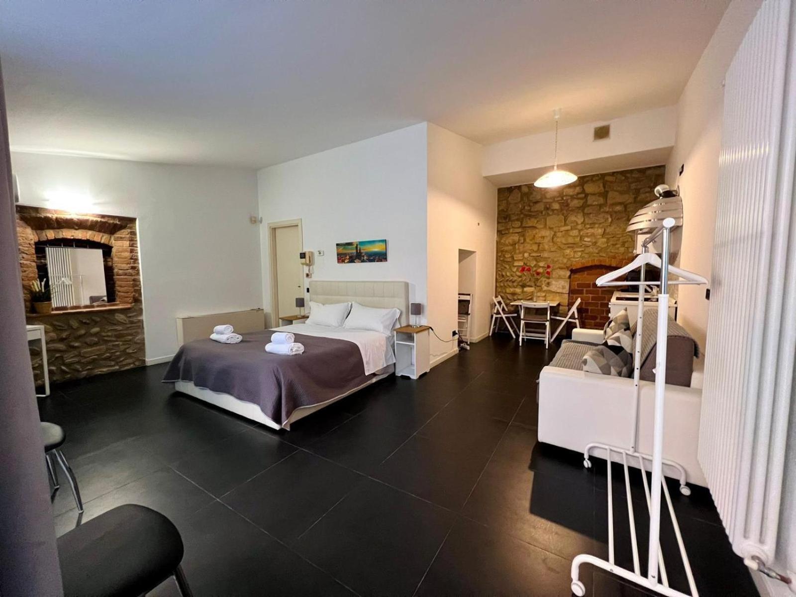 Bergamoincenter Apartment ภายนอก รูปภาพ