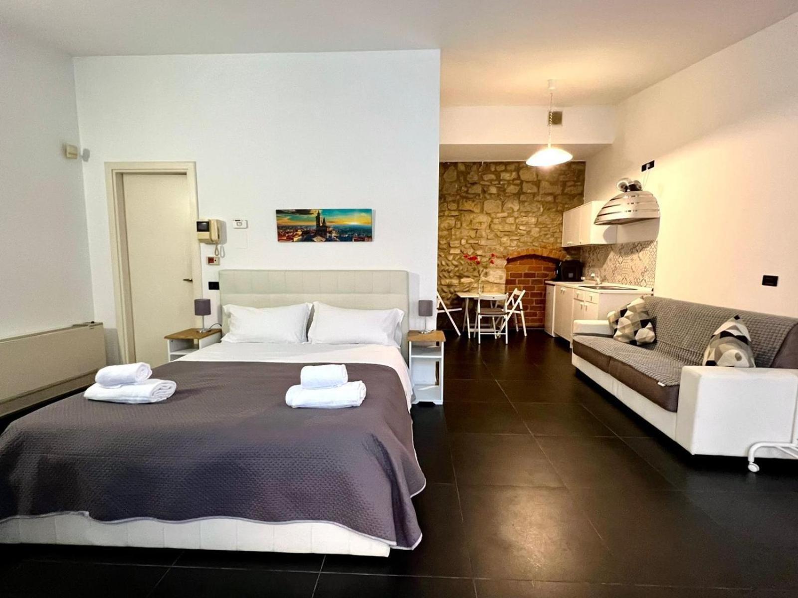 Bergamoincenter Apartment ภายนอก รูปภาพ