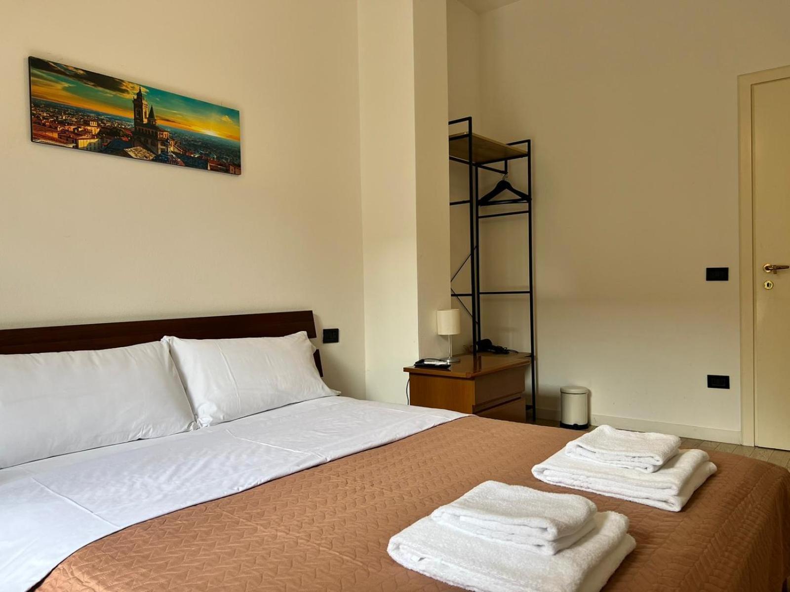Bergamoincenter Apartment ภายนอก รูปภาพ